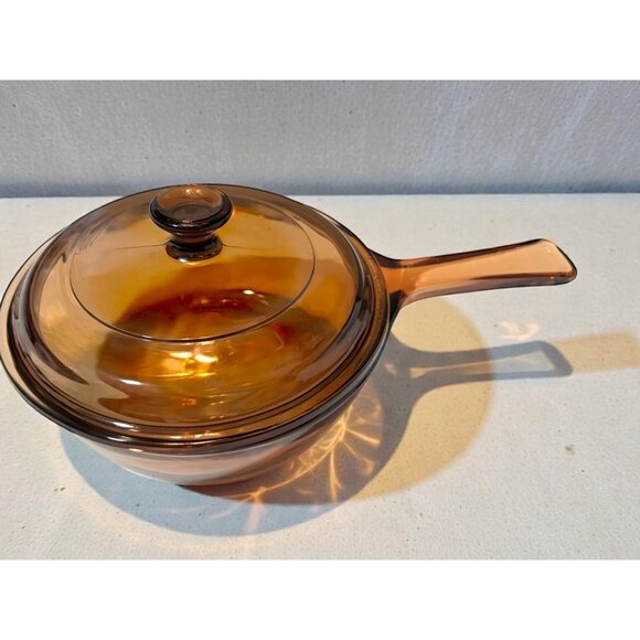 Vintage Corning Vision ware Amber Glass Saucepan With Lid .5L Stovetop Cookware - Picture 3 of 9
